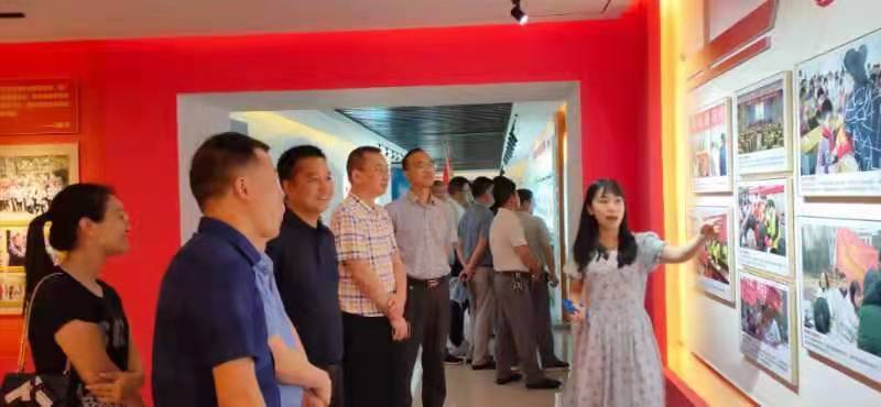 县委党校科干二班开展“学党史、强党性、砥砺奋进”实践活动