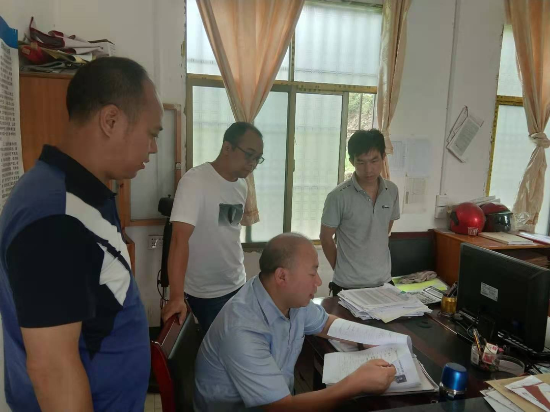 县财政局：深入禁毒联点开展督导工作