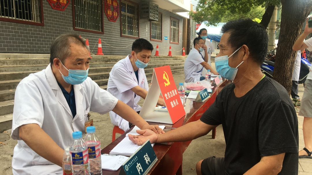 乡村振兴在桂阳 | 县中医医院开展 "服务百姓健康行动"大型义诊活动