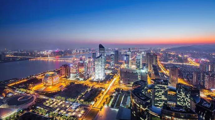 江苏、浙江的干部是如何突破常规的？