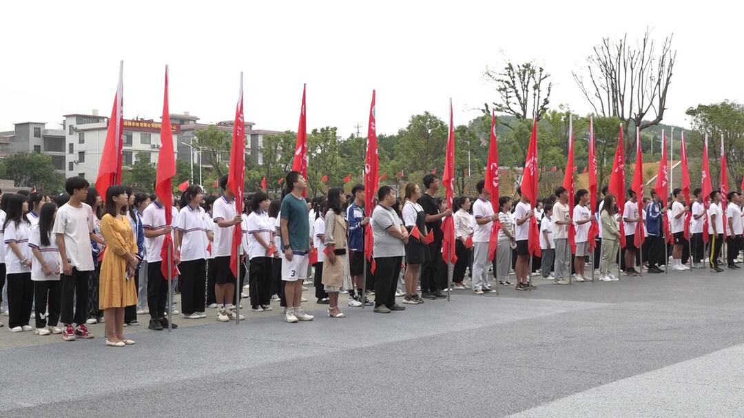 甘甜中学举行“迎国庆·颂祖国”活动