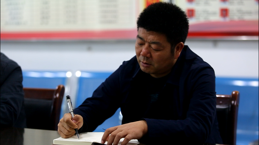 人大代表风采 | 刘凌华：带领农户种好烟 做烟农贴心人
