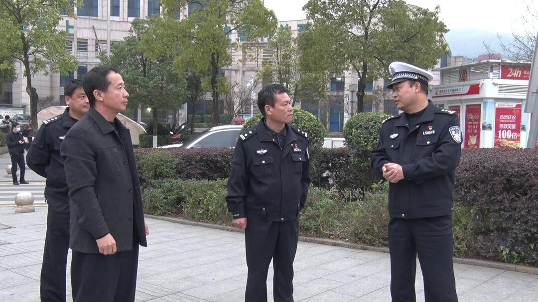 我为群众办实事 | 交警整改“肠梗阻”  路畅人安不再愁