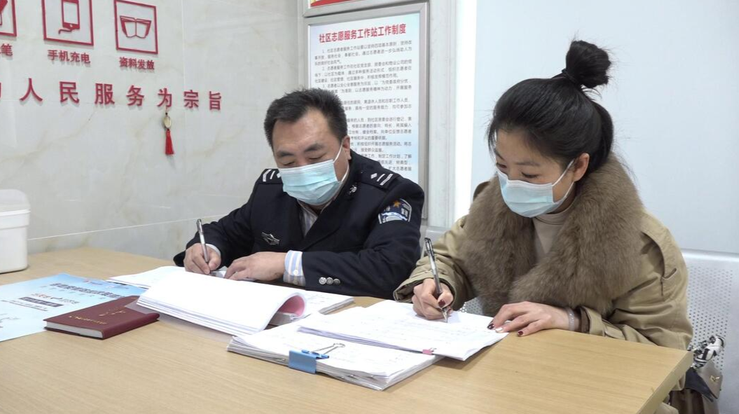 胡晓林：用“四勤三心”做好居民的服务员