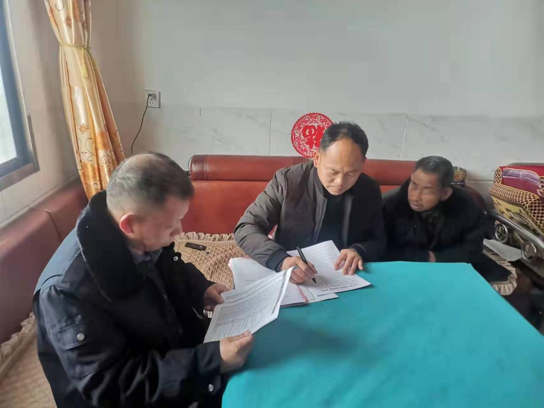 和平镇：党员户户联 宣传进万家