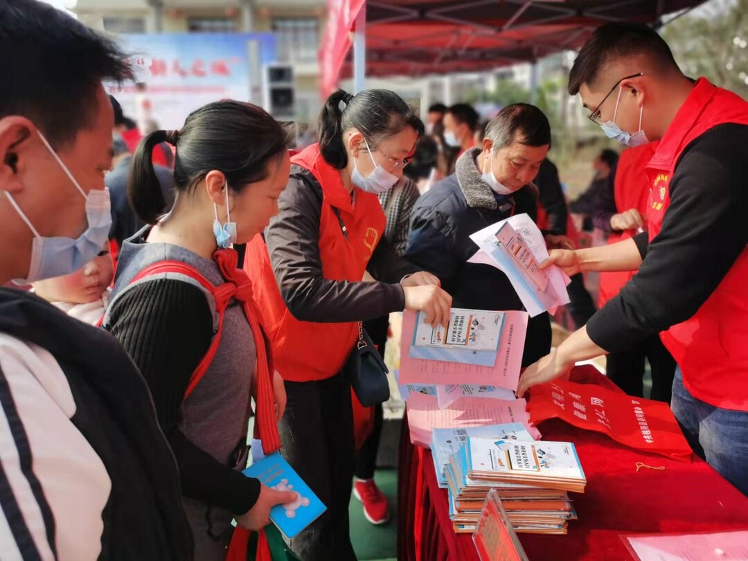 桂阳：举行“学雷锋”网络文明传播  志愿服务活动