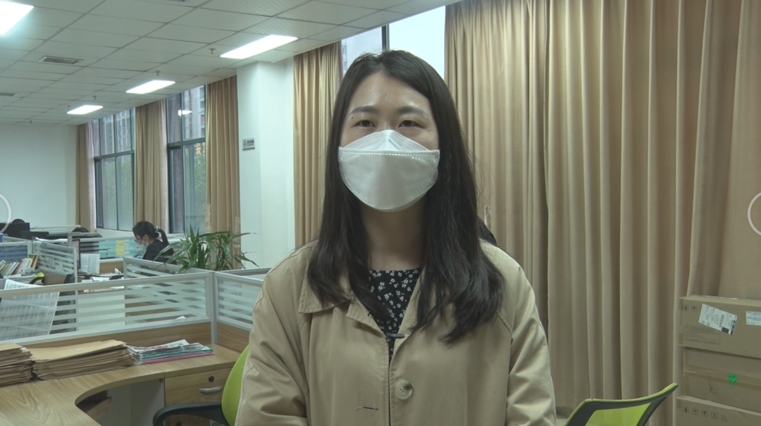 我县不动产抵押登记实现无纸化办公