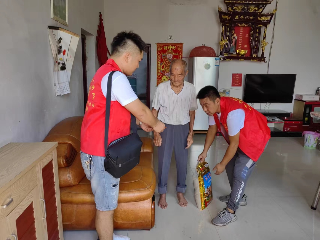 敬长辈，爱家乡，九九重阳暖人心 —荷叶镇潭溪村重阳节敬老活动