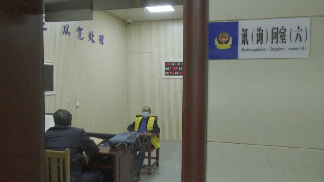 我县治安拘留一名违令野外用火人员