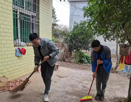 樟市镇：党员群众一家亲，“五个到户”暖民心