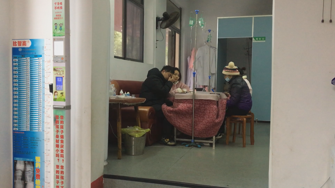 筑牢防疫防控防线  城区诊所药房疫情防控措施需加强
