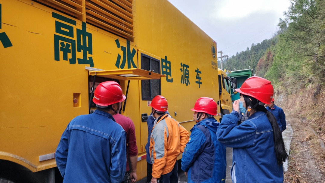 桂阳：融冰演练“战”寒潮 保障电网安全度冬