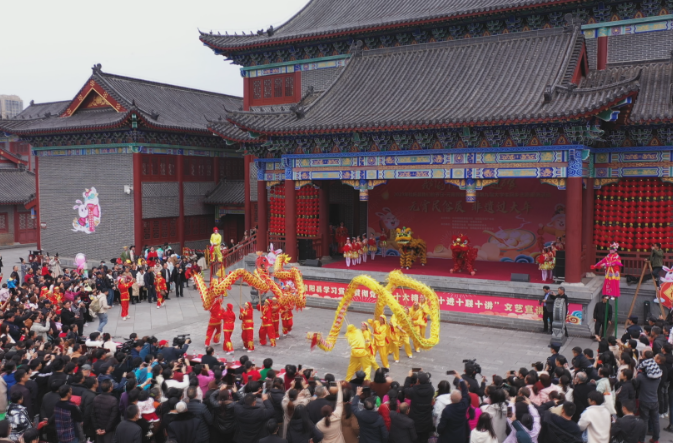 网络中国节·元宵  古郡城里逛庙会 汉风古韵闹元宵