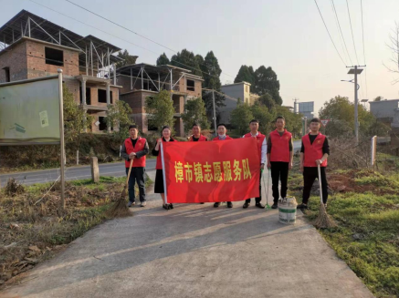 樟市镇新桥村：开展“学雷锋•大清扫”文明实践志愿服务活动