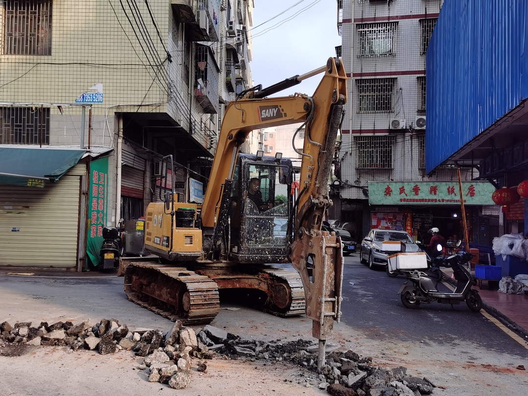 举全县之力 办好旅发会 | 我县城市风貌提质自来水管网改造项目稳步推进