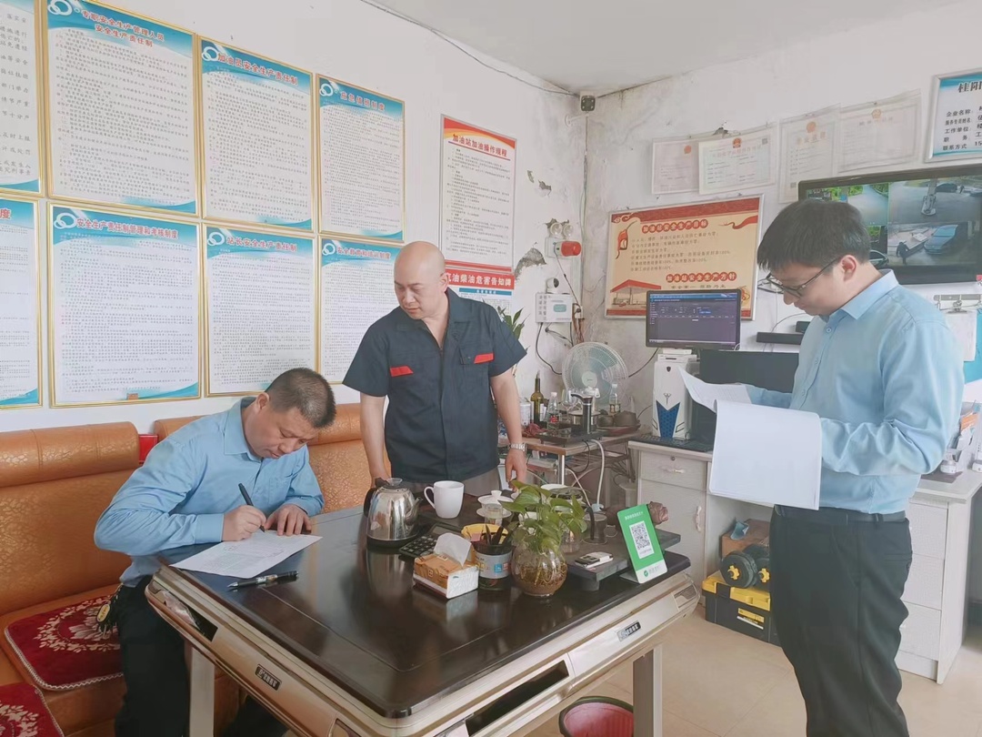 打好“发展六仗”丨县商务局：确保商贸  流通领域安全稳定