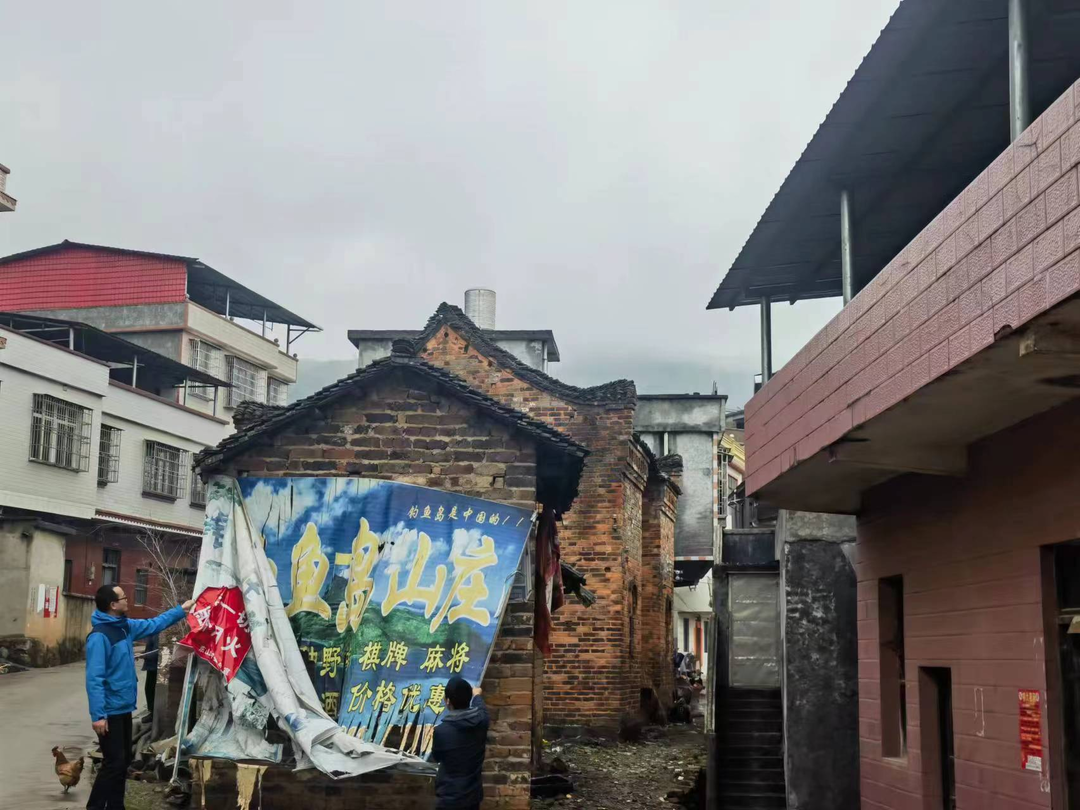 欧阳海镇：聚焦旅发大会 人大代表助力人居环境向上向好