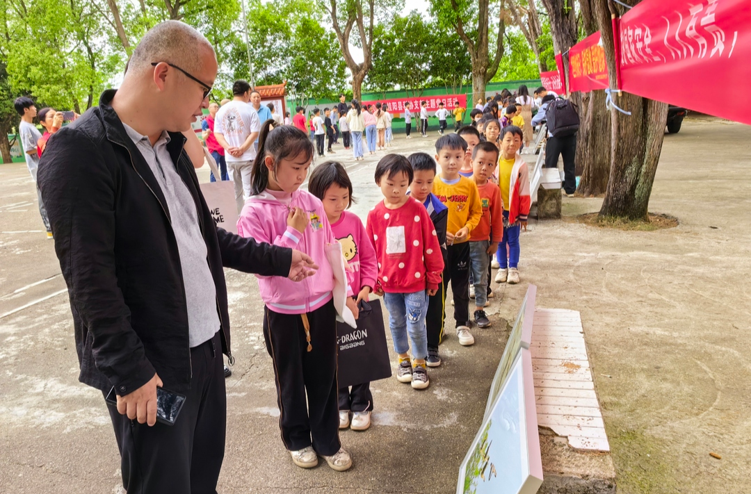世界地球日 | 绿色科普课堂进校园 保护地球意识“植”心间