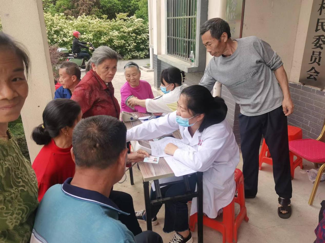 桂阳县樟市镇：健康义诊进乡村 服务群众暖人心
