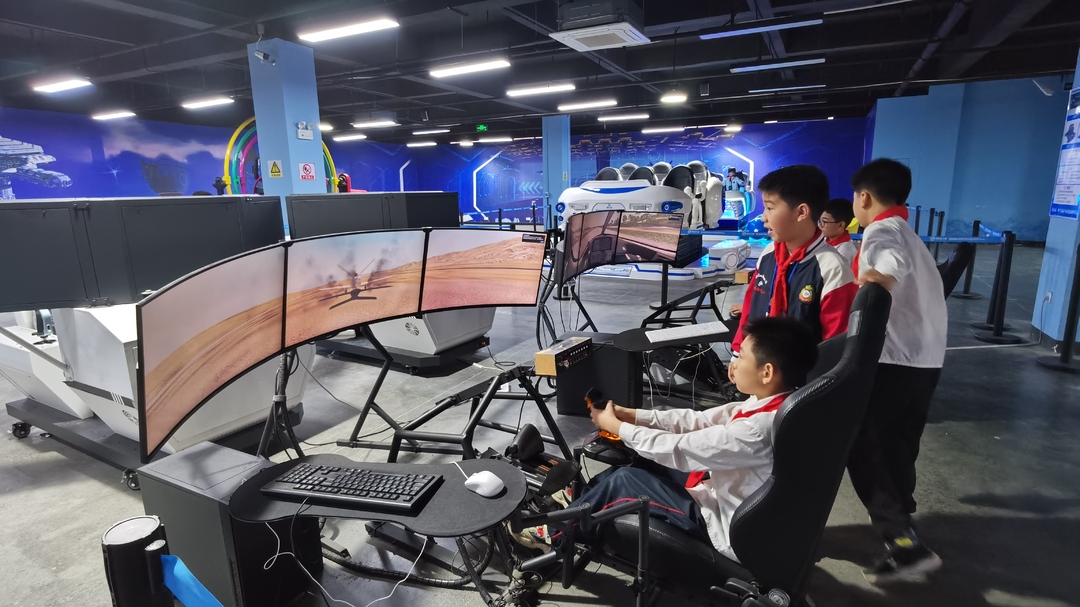 中国航天日——   桂阳：童心探索太空 筑梦浩瀚苍穹