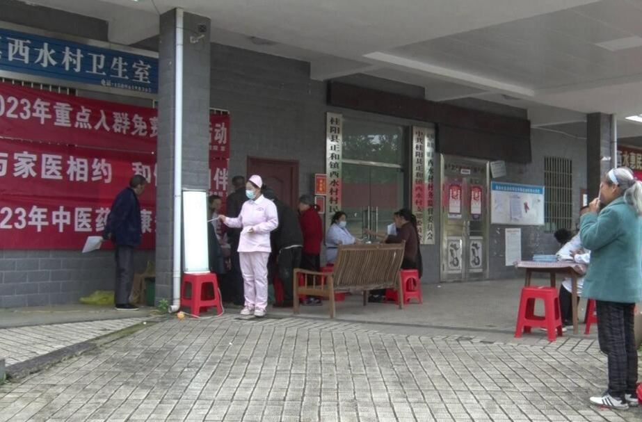 县宝山医院开展健康进社区（村）志愿服务活动