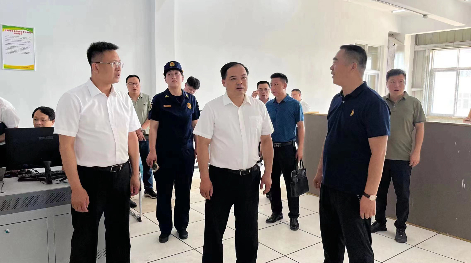 大兴调查研究丨李志强调研“五好”园区建设、防溺水、食品安全等工作