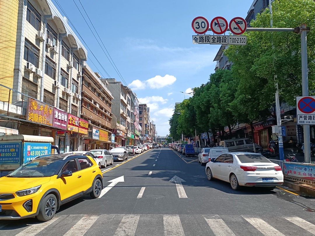 打好“发展六仗” |  解放路配套基础设施建设接近尾声  8月底完工