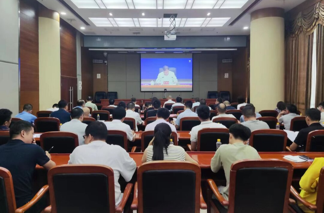 我县收听收看全省第五次全国经济普查动员部署电视电话会议