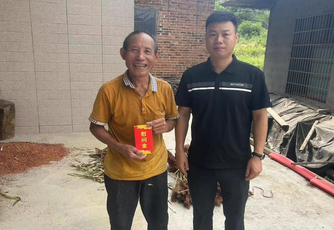 莲塘镇：开展“八一”走访慰问活动