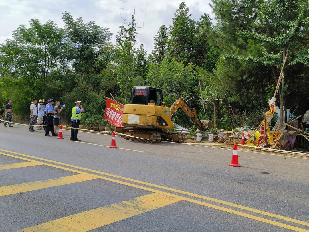 浩塘镇：整治交通顽瘴痼疾  消除道路安全隐患
