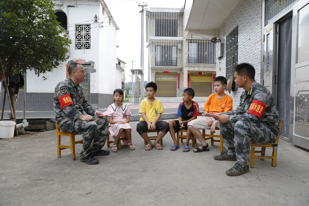 打好“发展六仗” | 22支防溺水安全巡防救援队筑牢防溺水“安全网”