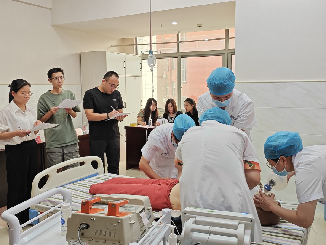 县妇幼保健院举办心肺复苏操作技能比赛