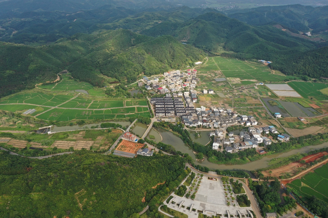 打好“发展六仗” | 正和镇和谐村农文旅融合项目：抢抓工期 项目建设加速跑
