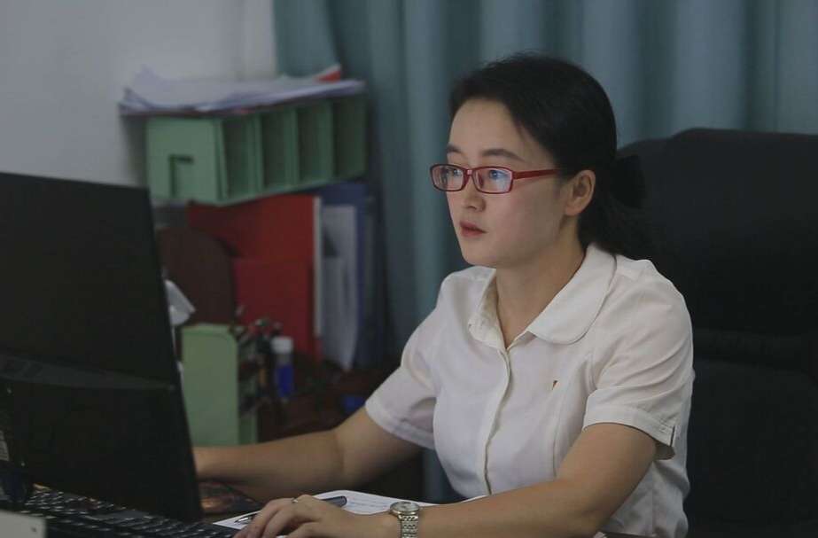 身边的好教师 | 曹蕻：坚守一颗初心 践行育人使命