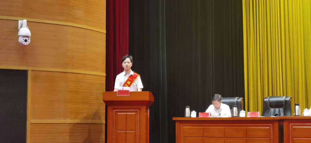 2023年桂阳县十佳教师优秀事迹——职教学校李瀚