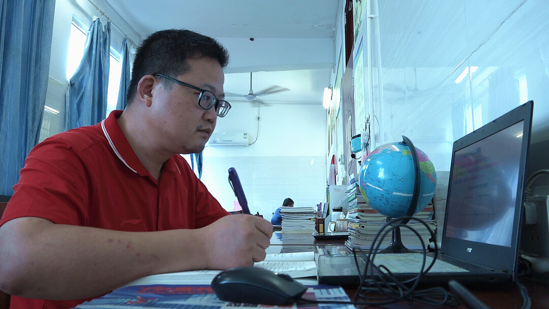 身边的好老师 | 刘勇兵：把全部的爱献给教育事业