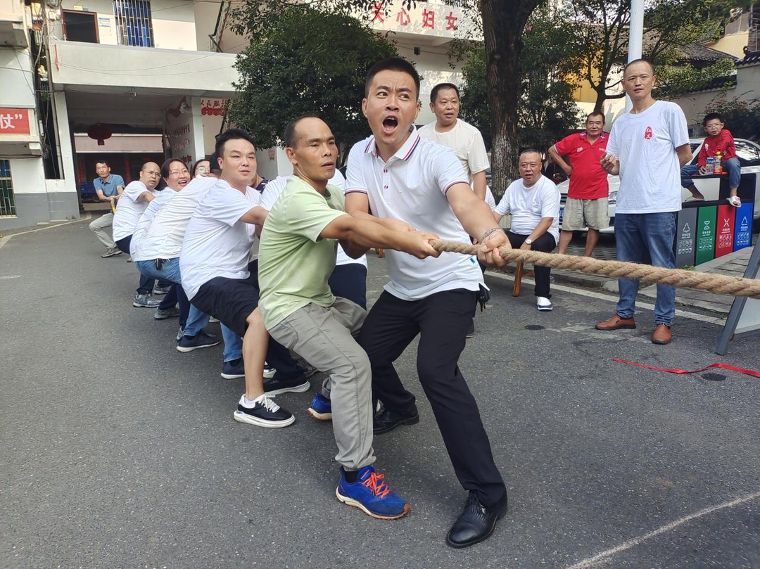 仁义镇开展“迎中秋·庆国庆”趣味文体活动