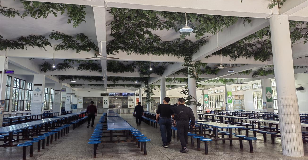 桂阳二中开展校园安全隐患大排查