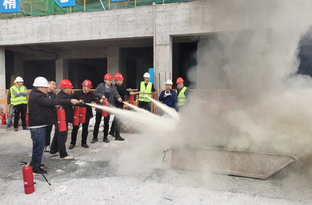 安全生产在线 | 我县开展建设工程消防演练活动