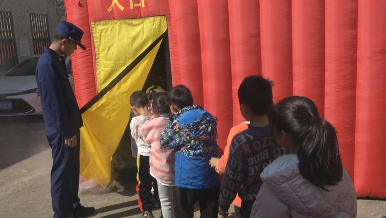 应对低温雨雪天气 | “防灭宣”一体化推进  为群众送上消防“平安礼”