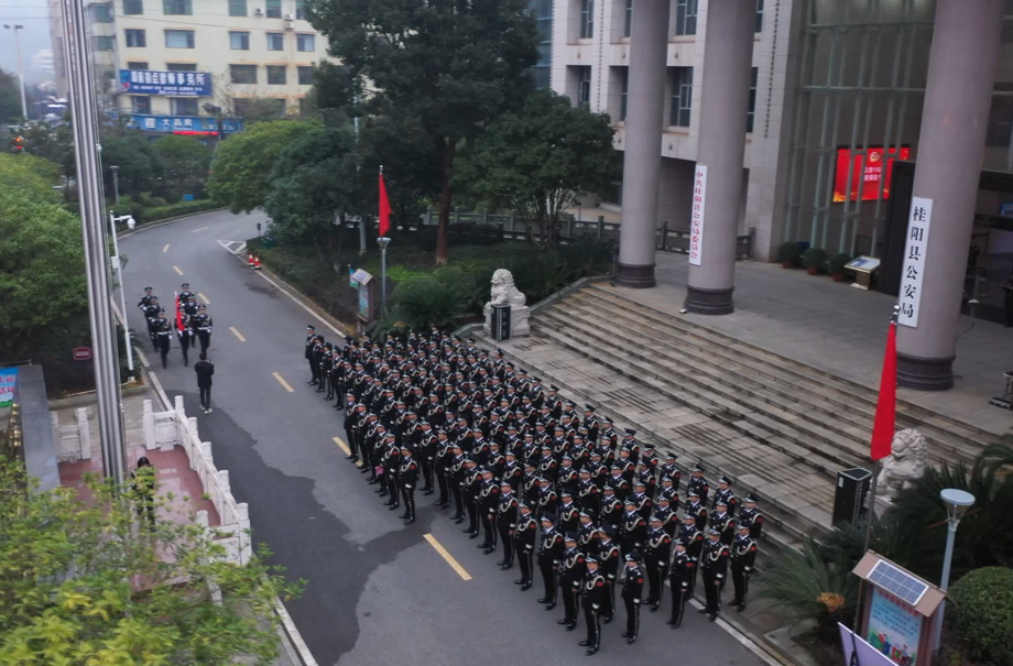 温誓词 擎警旗 铸忠诚 | 共庆中国人民警察节