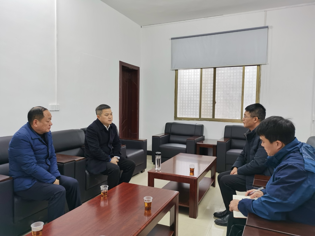 巫初华督导安全生产、值班值守工作 | 尽心尽责值班值守 确保人民群众幸福祥和过年
