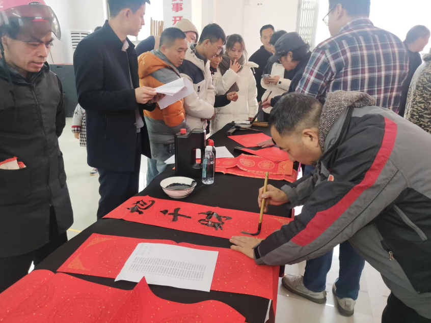 四里镇众志成城保平安，全心全意跨新年