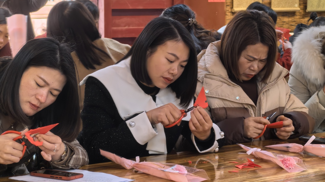 樟市镇开展庆“三八”国际妇女节活动