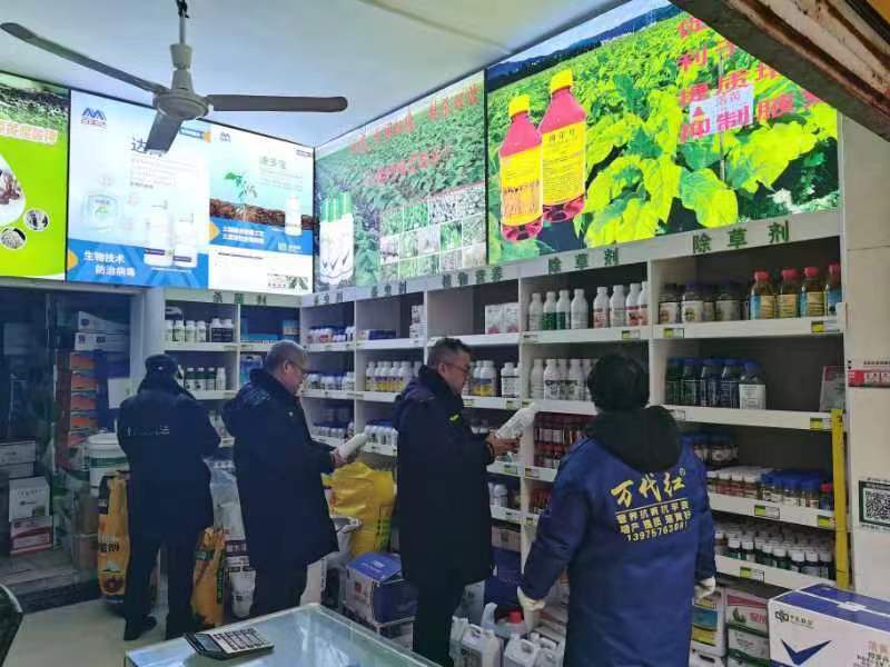 我县抽检农资质量 护航春耕生产