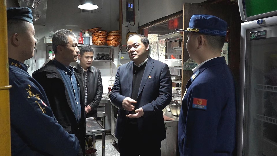 深入推进“六大新行动”  全面彰显“七个新担当” | 李志强开展“四下基层”调研燃气安全、消防安全、煤矿安全等工作