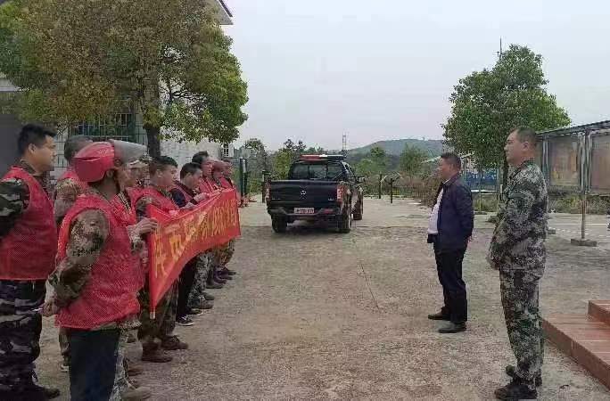 洋市镇：“应急演练”吹响森林防灭火集结号