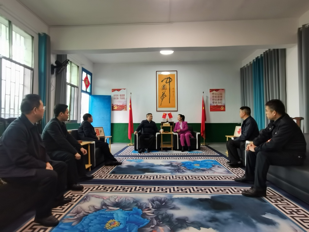 走基层 找问题 想办法 促发展 | 巫初华调研指导农业产业发展