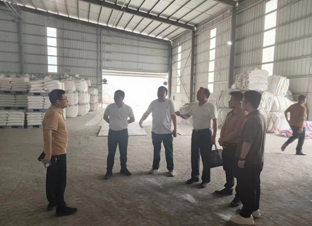 县政协到雷坪镇开展改善生态环境专项民主监督活动