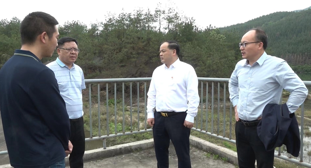 深入推进“六大新行动” 全面实施“八大行动” 李志强调研防汛备汛、地质灾害防范工作